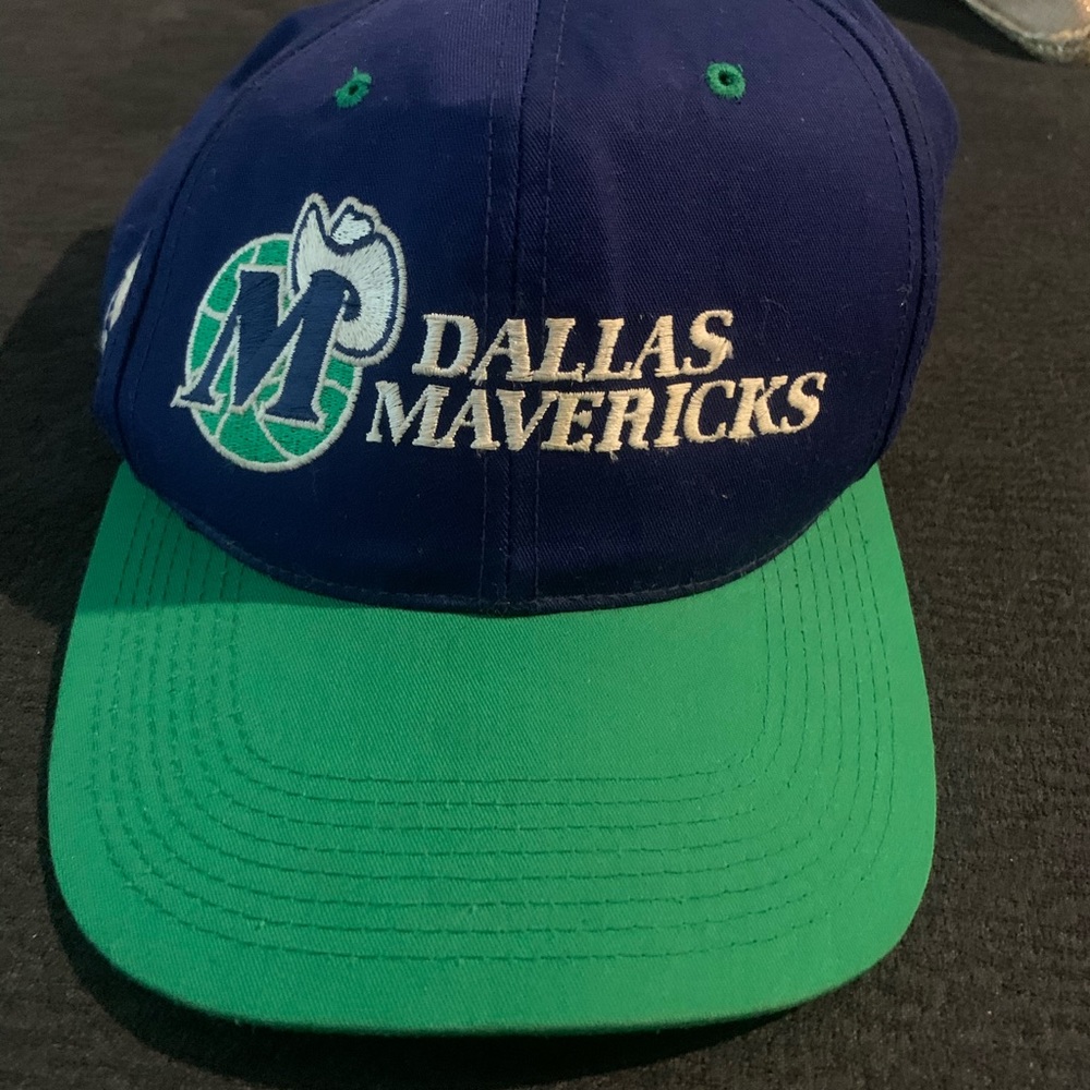 Dallas Mavericks SnapBack hat